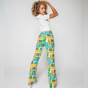 House of Sunny Pants!